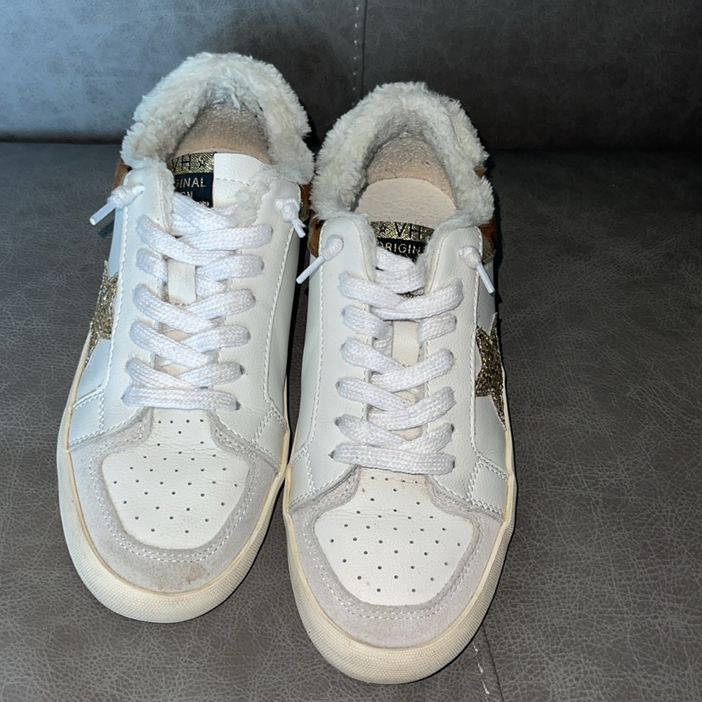 Boston Proper Camo and Faux Fur Sneakers - Picture 8 of 10